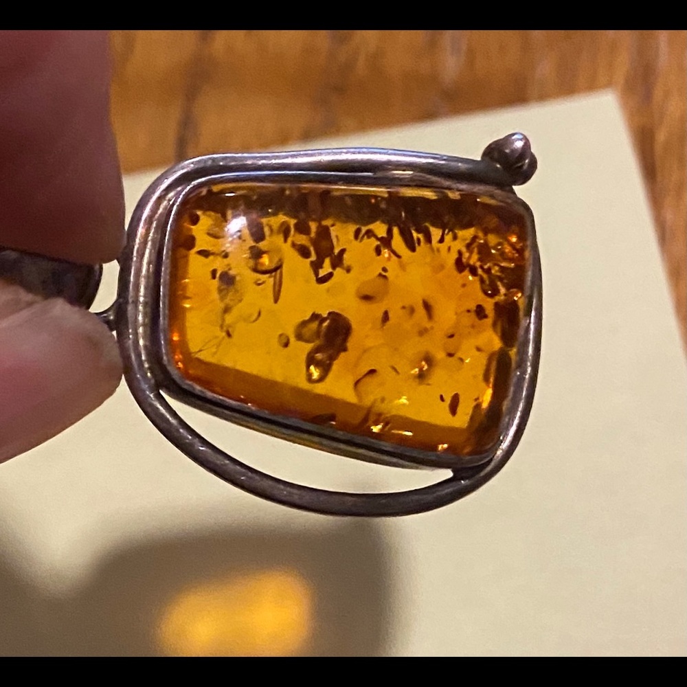Fantastic vintage sterling amber pendant